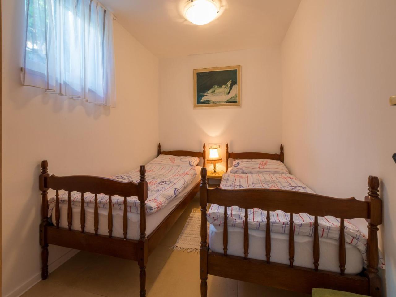 Apartments Hinic Selce Exterior photo